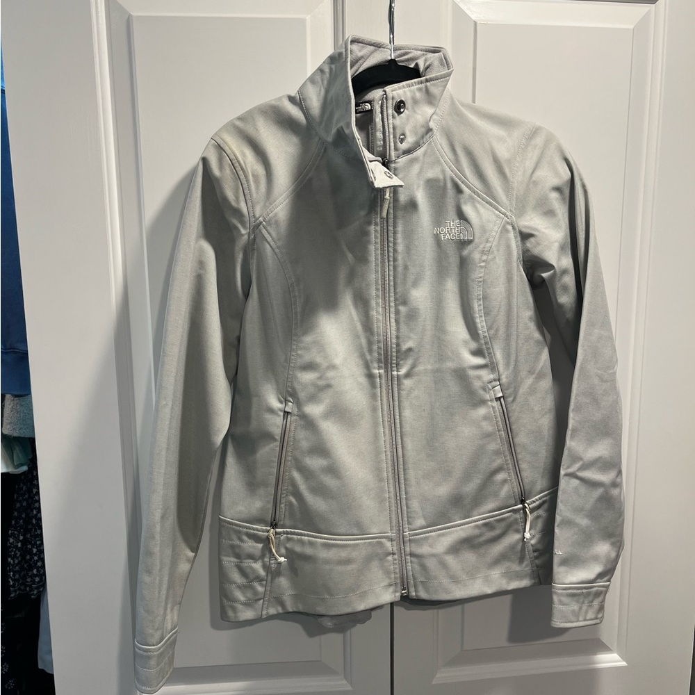 Women’s north face jacket